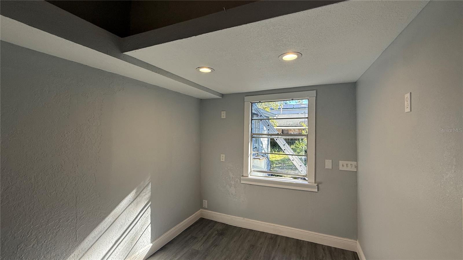 WOODALL AND DOYLE - Residential Lease