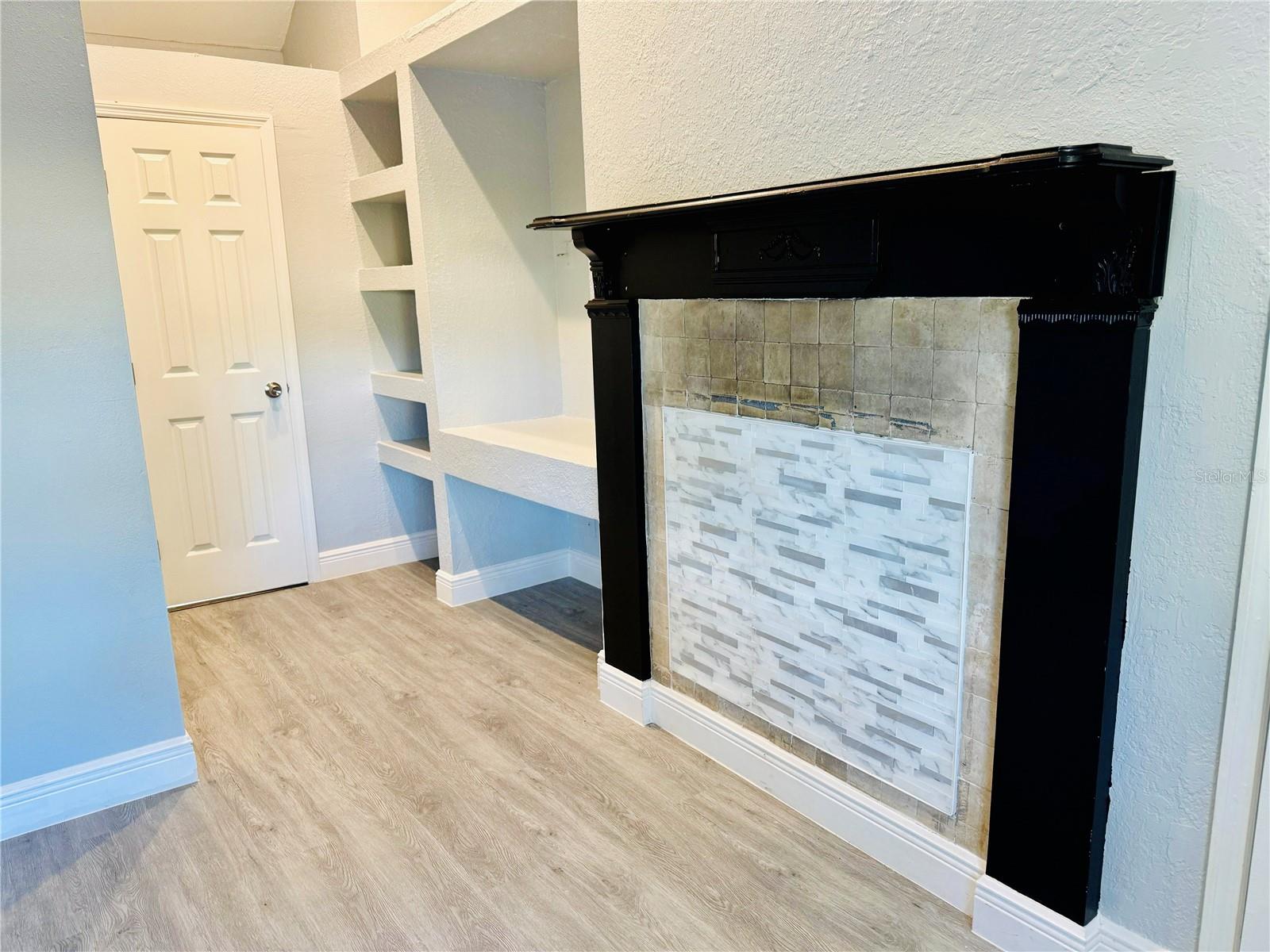 WOODALL AND DOYLE - Residential Lease