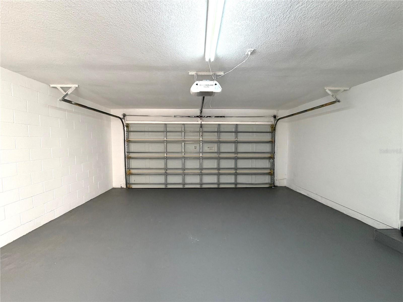 GOLF RESORT VILLAS CONDO - Residential