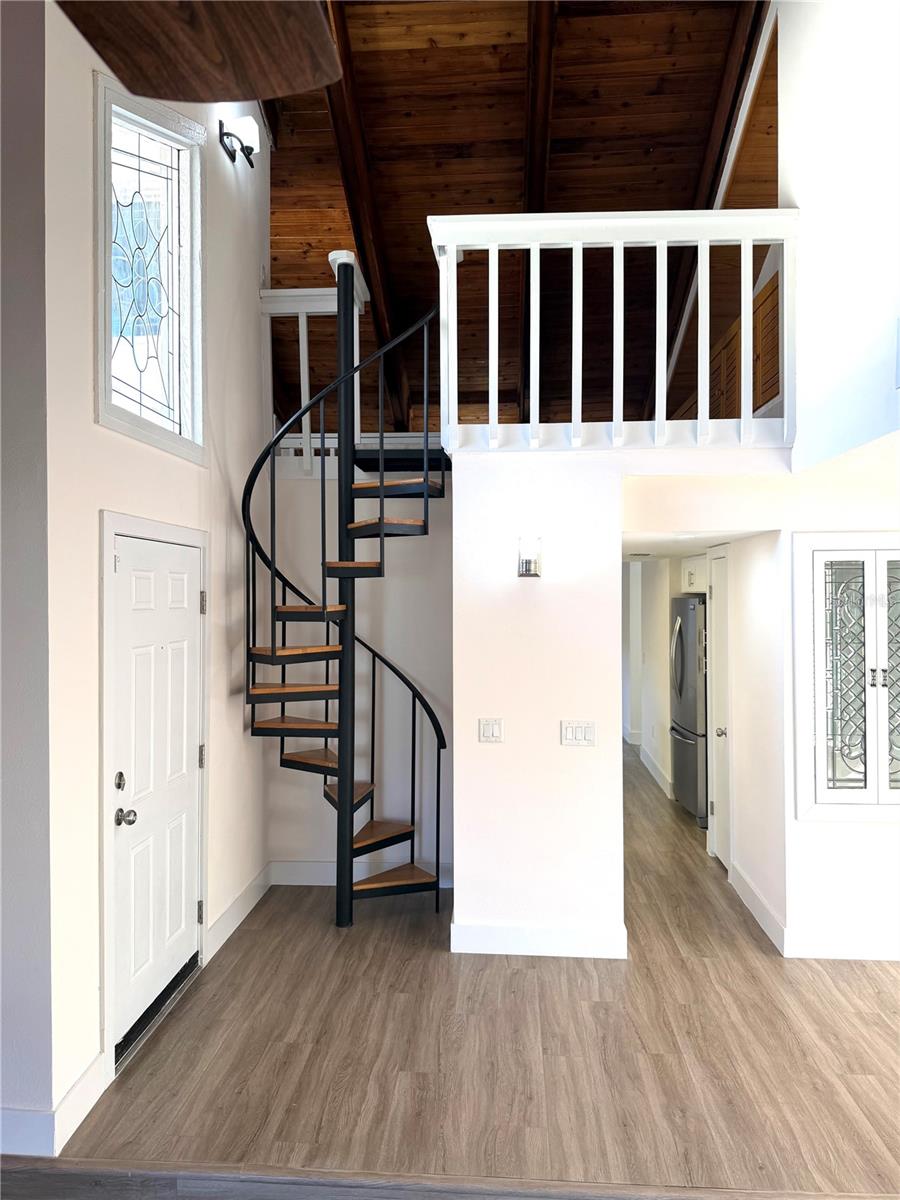 GOLF RESORT VILLAS CONDO - Residential