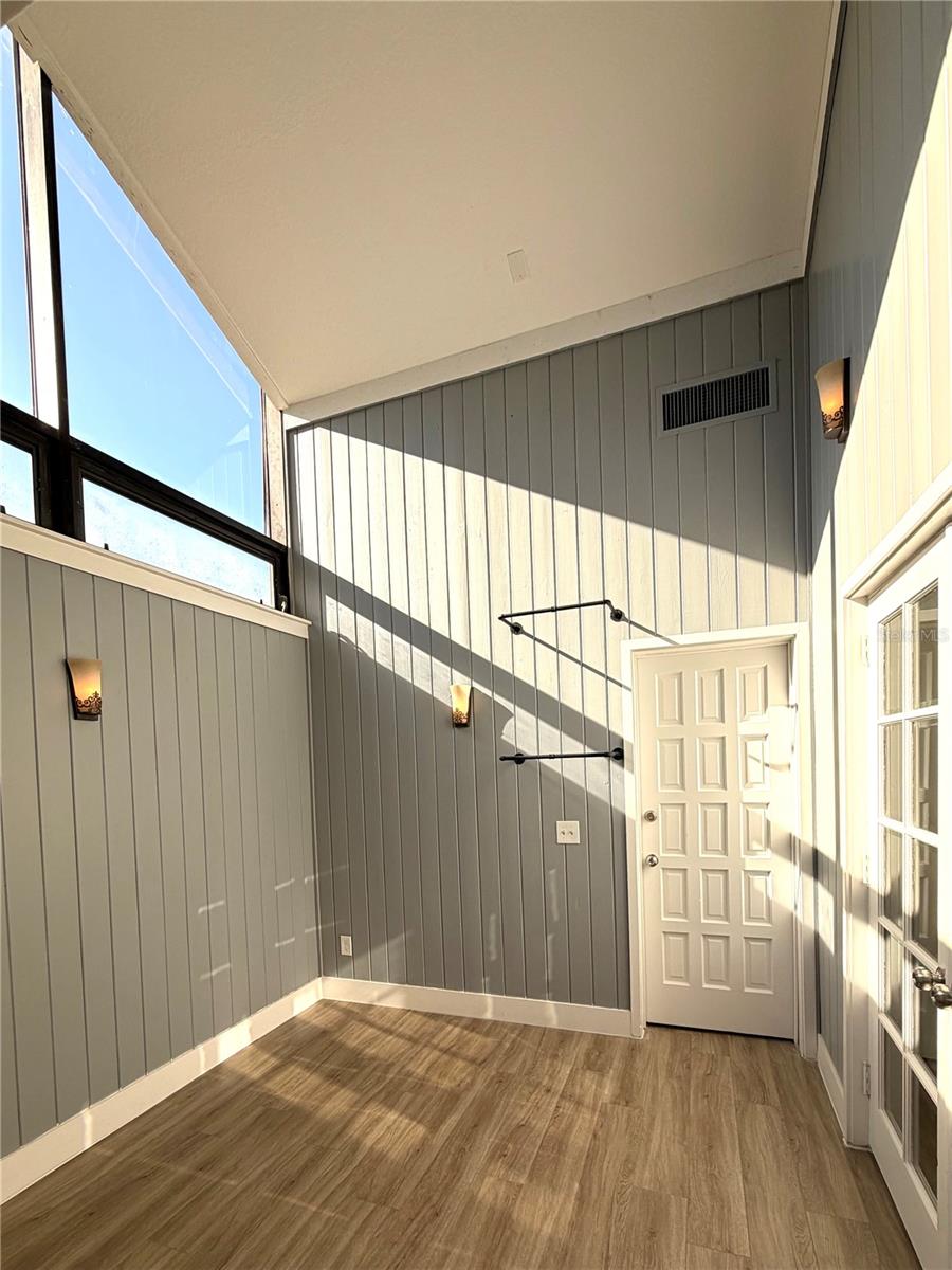 GOLF RESORT VILLAS CONDO - Residential