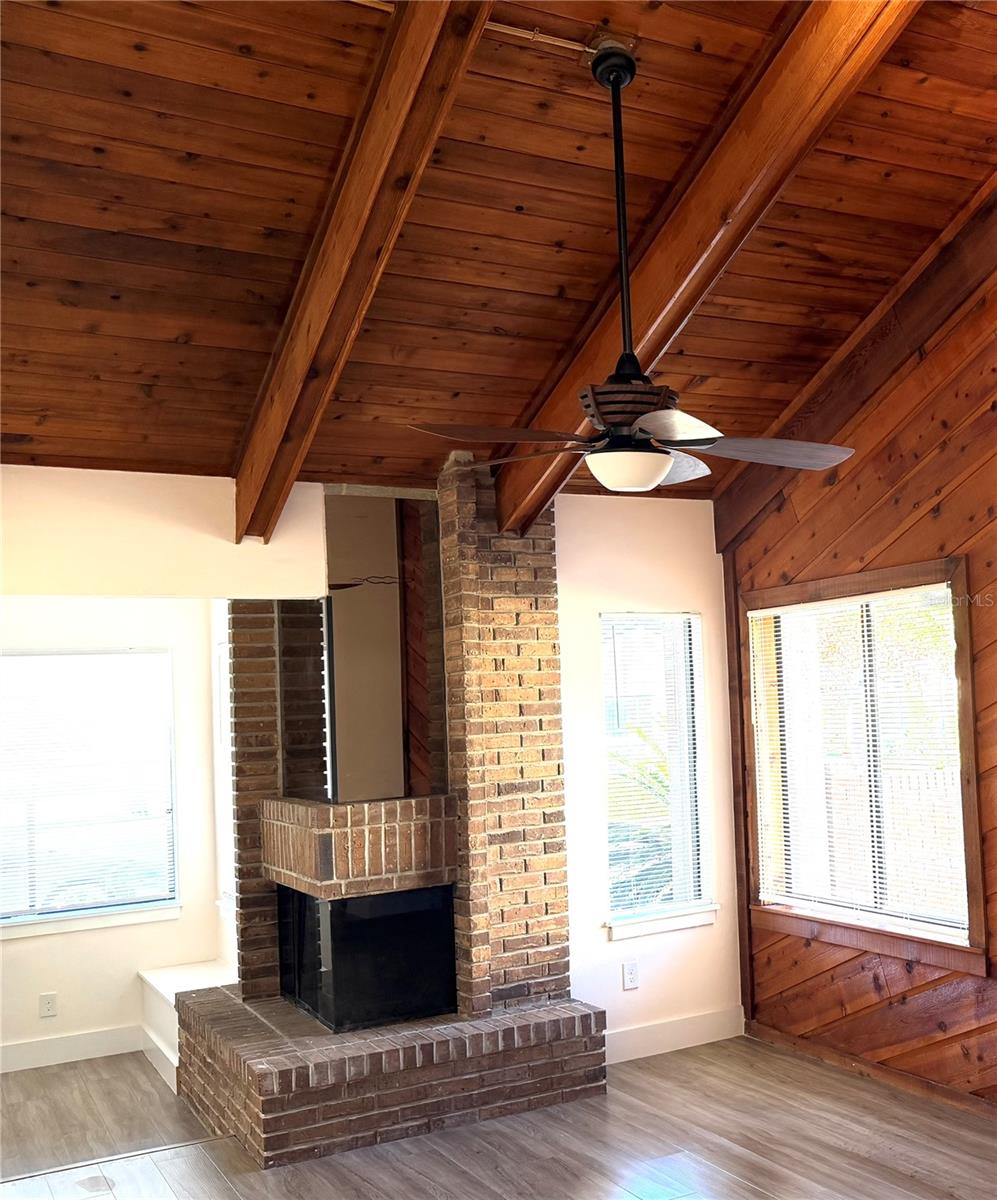 GOLF RESORT VILLAS CONDO - Residential