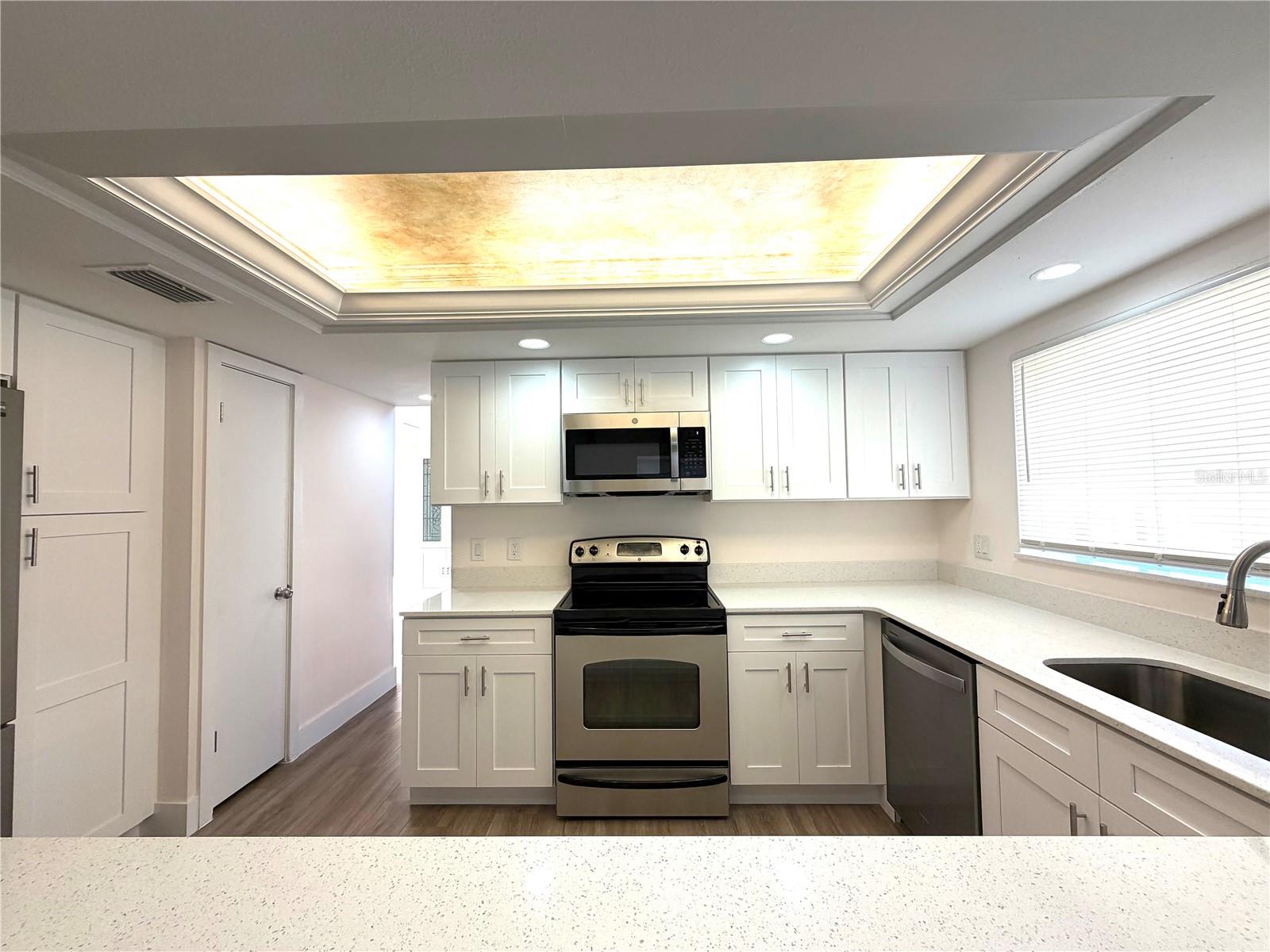 GOLF RESORT VILLAS CONDO - Residential