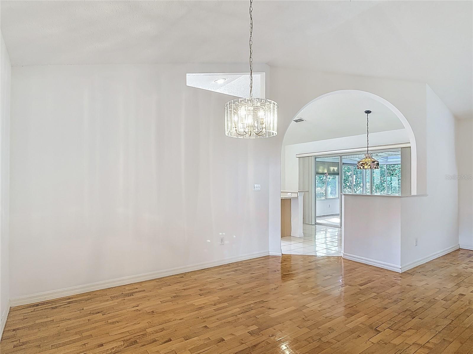 SHERWOOD OAKS DEV - Residential