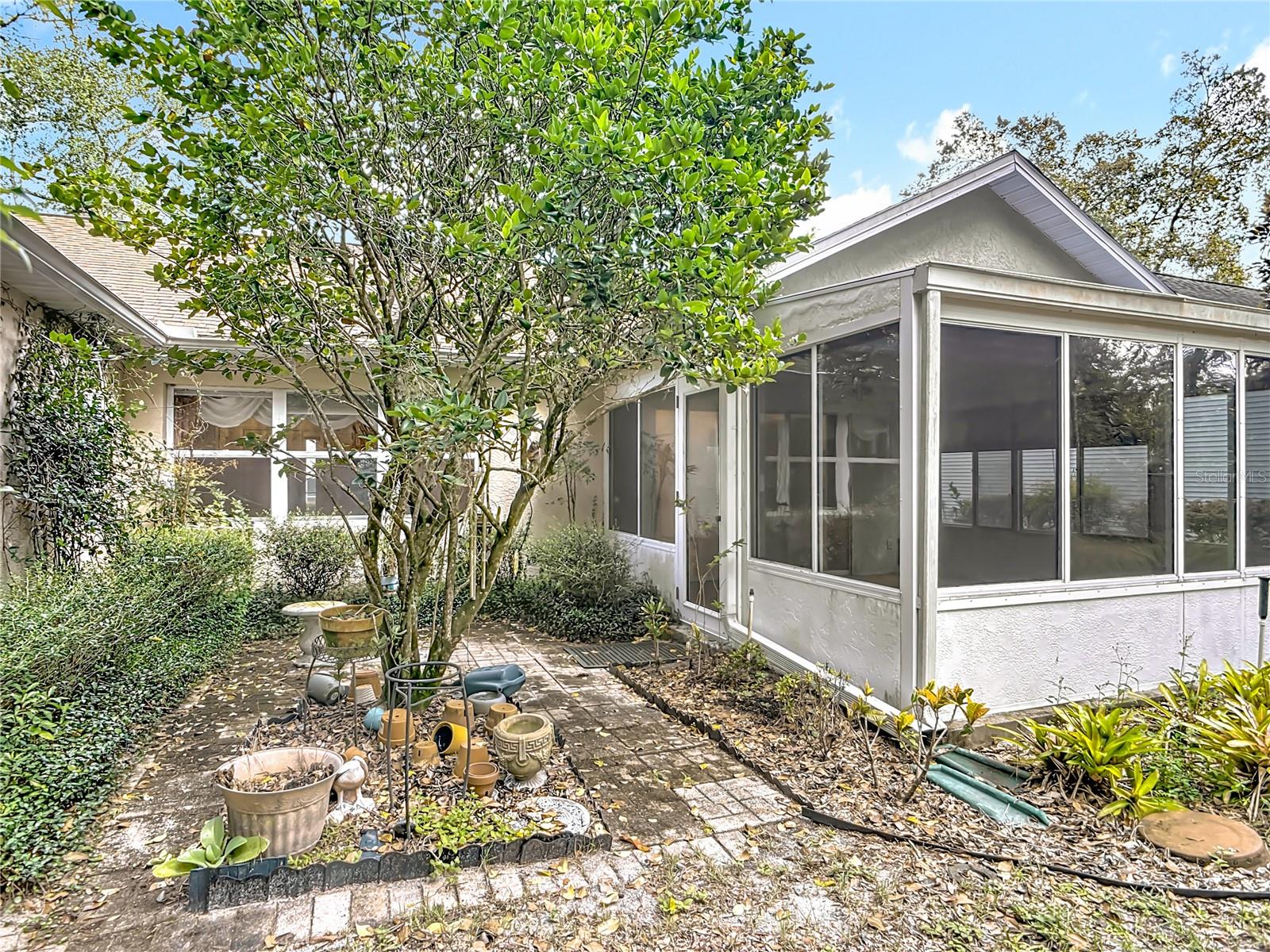 SHERWOOD OAKS DEV - Residential