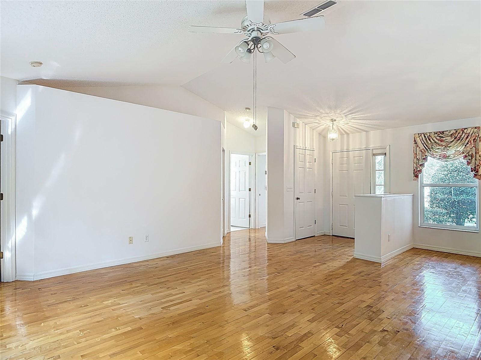 SHERWOOD OAKS DEV - Residential