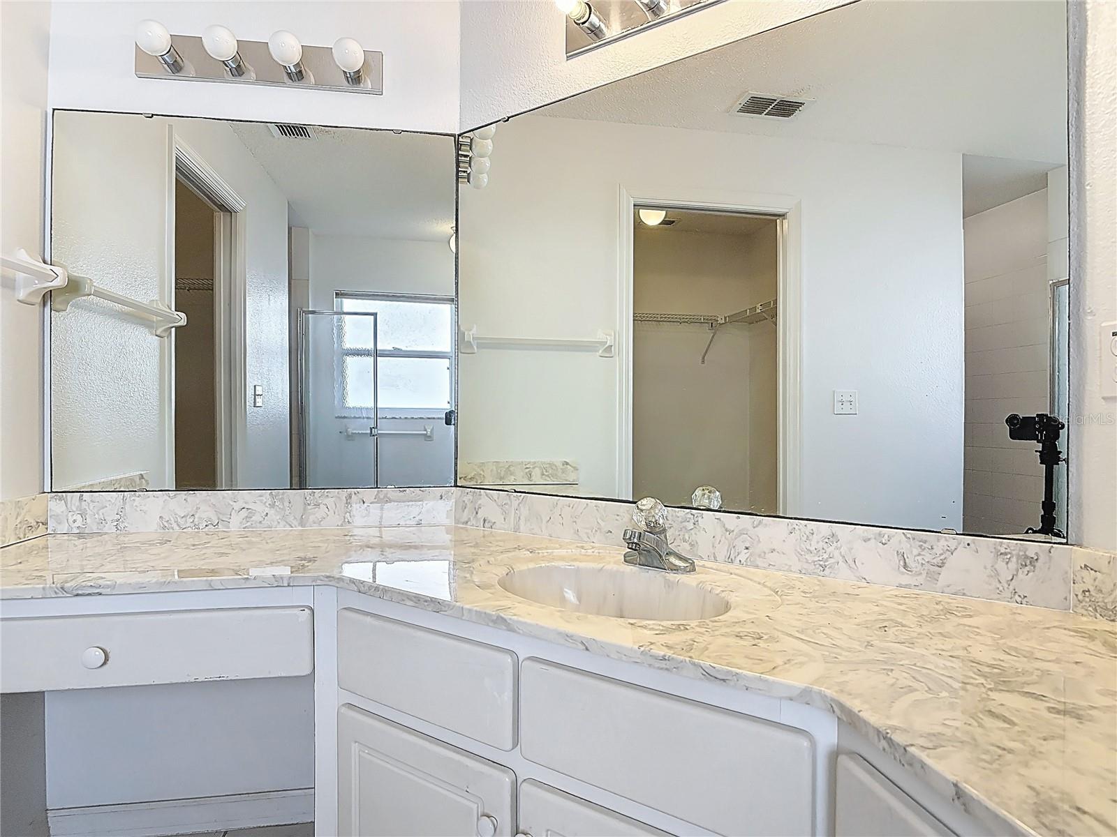 SHERWOOD OAKS DEV - Residential