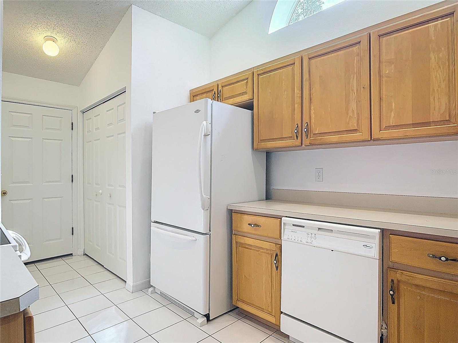 SHERWOOD OAKS DEV - Residential