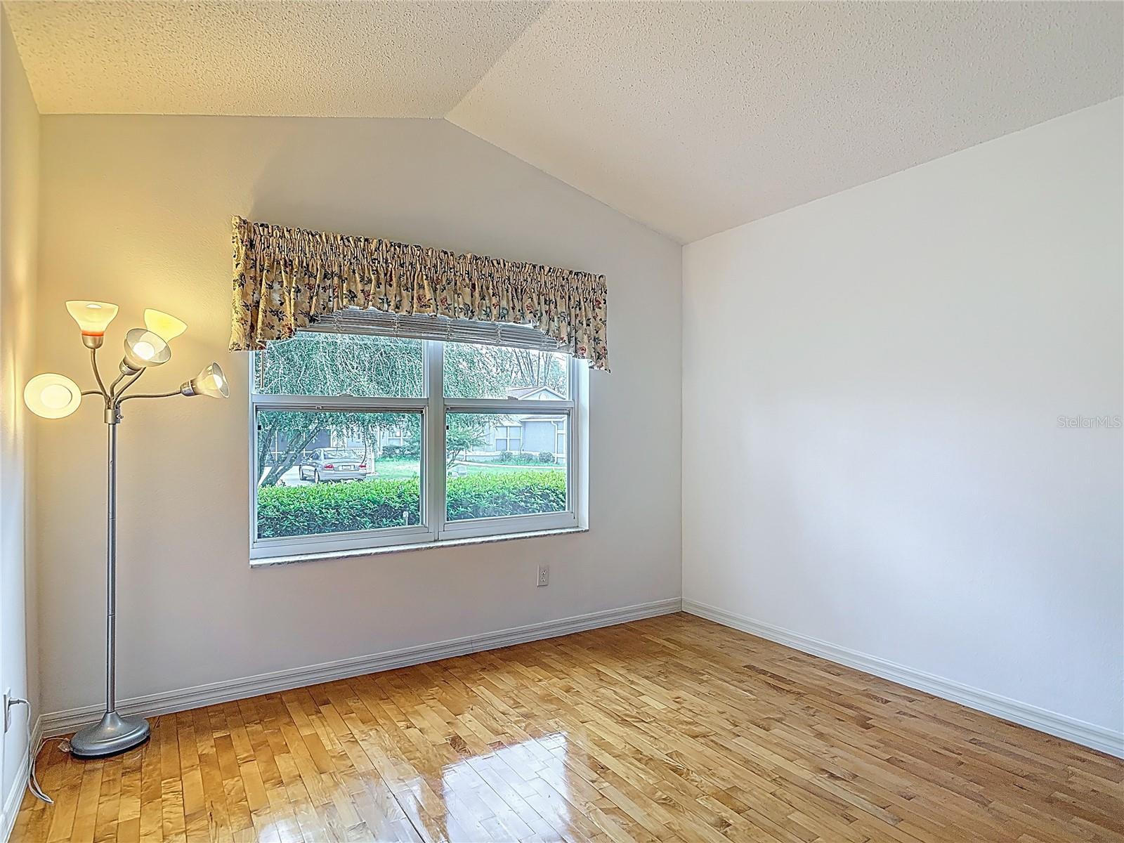 SHERWOOD OAKS DEV - Residential