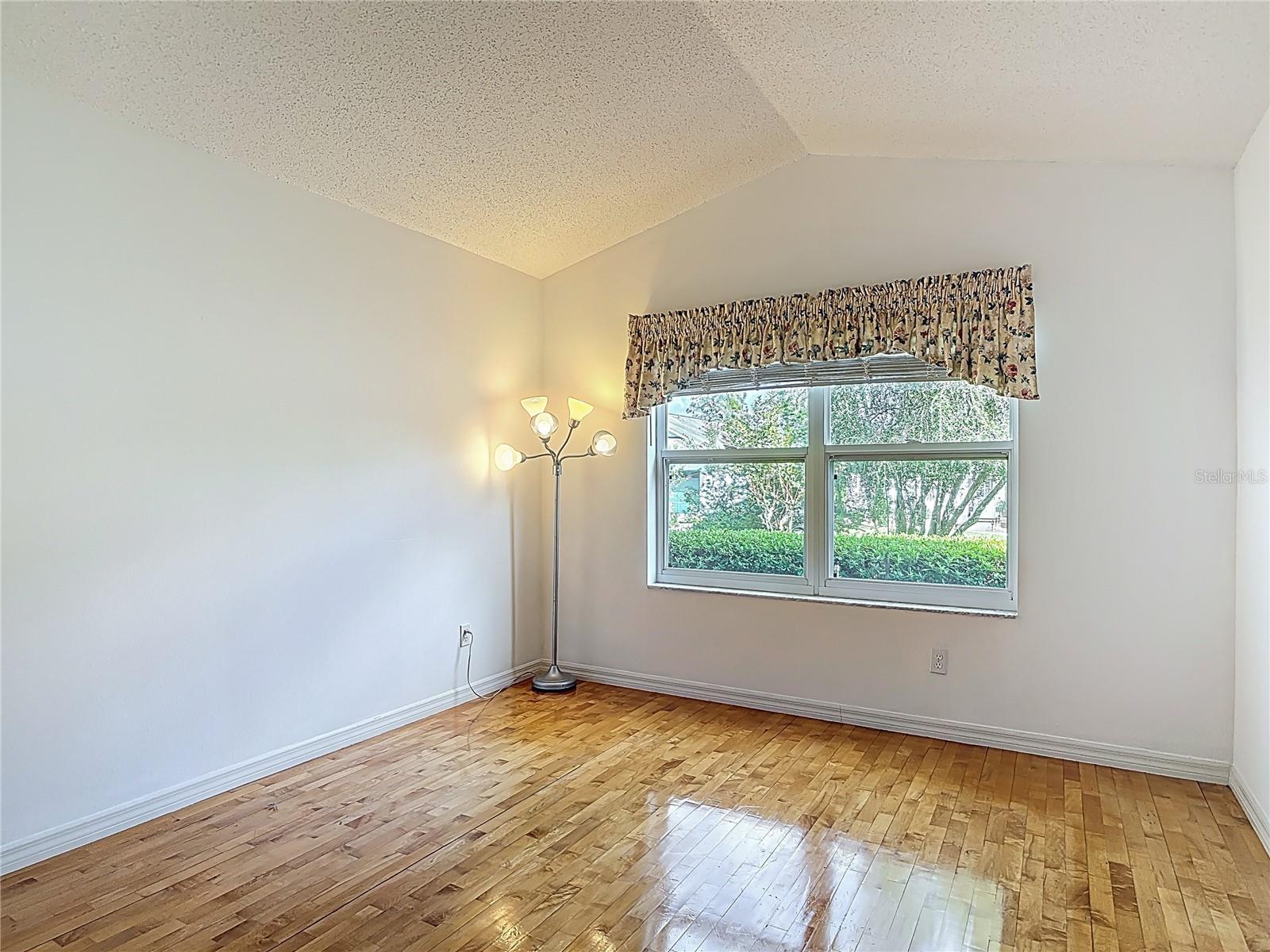 SHERWOOD OAKS DEV - Residential