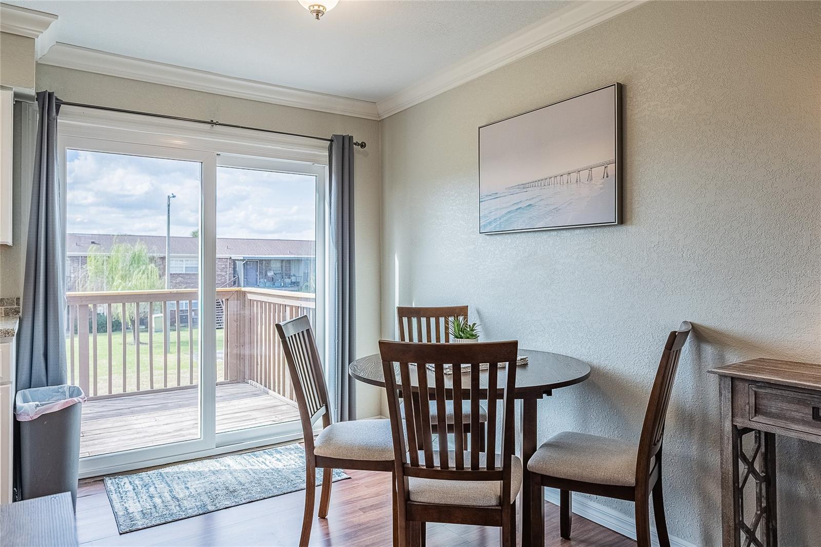 LAKE BENTLEY SHORES CONDO PH 01 - Residential