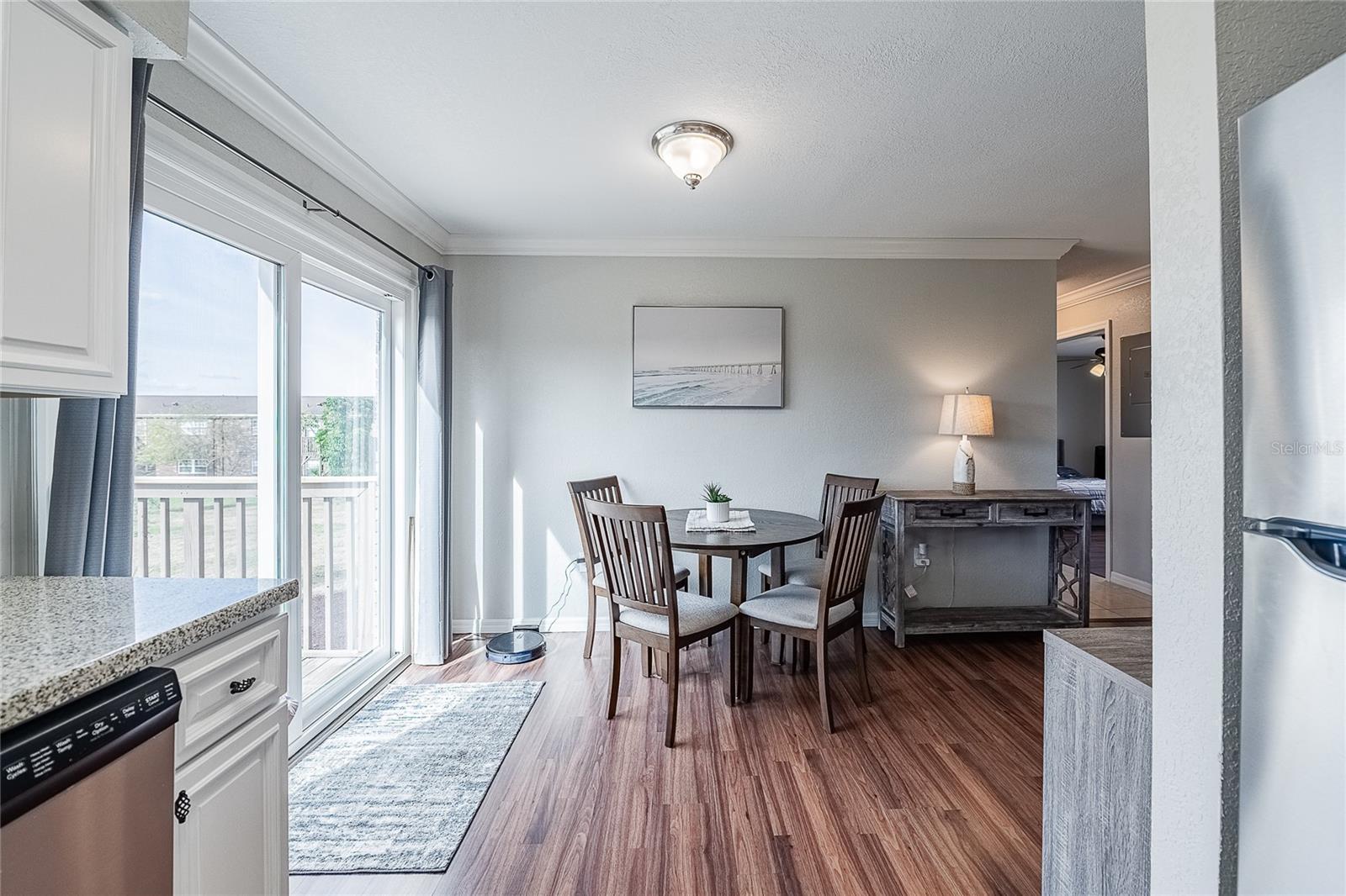 LAKE BENTLEY SHORES CONDO PH 01 - Residential