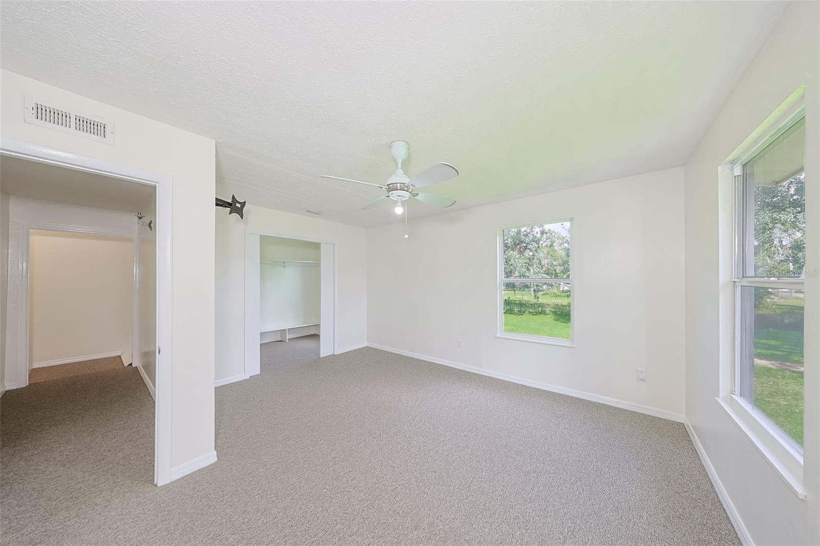 SOUTH TAMPA SUB - Residential Lease