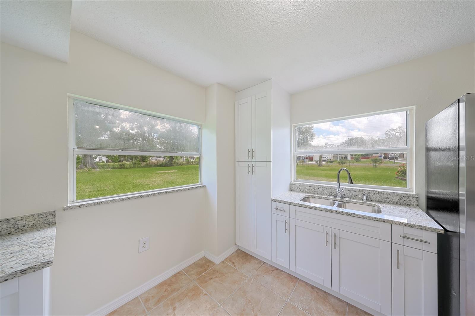 SOUTH TAMPA SUB - Residential Lease