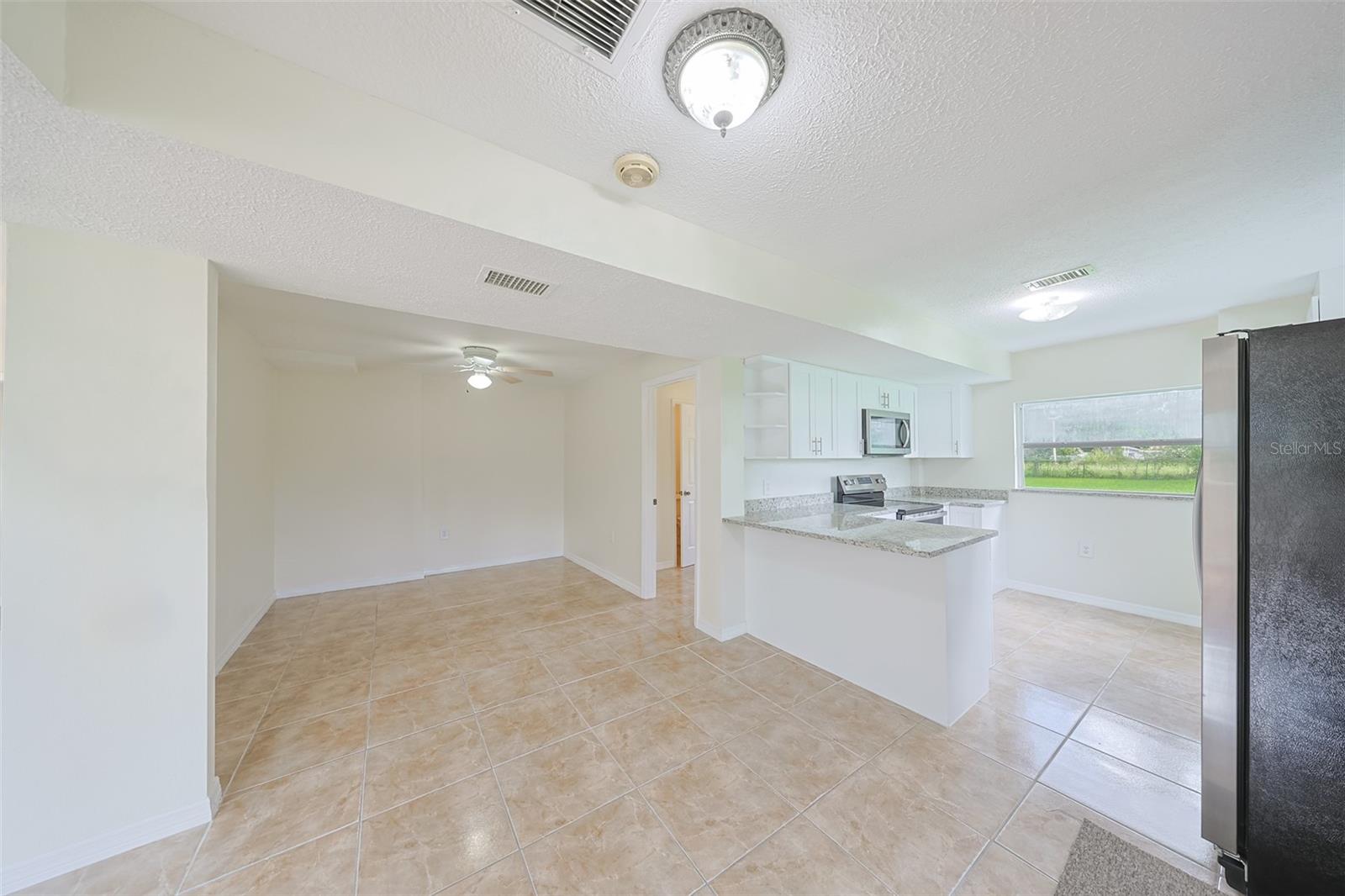SOUTH TAMPA SUB - Residential Lease
