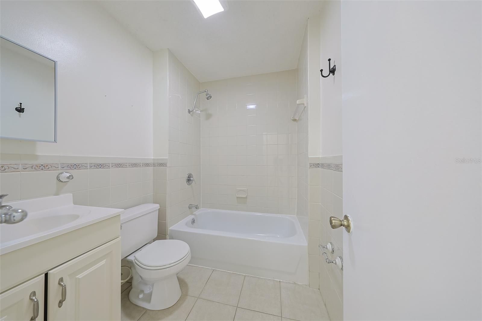 SOUTH TAMPA SUB - Residential Lease
