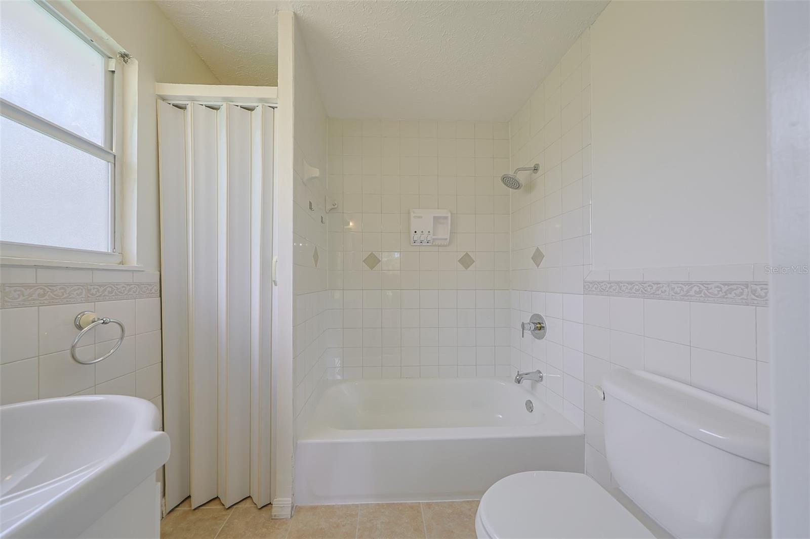 SOUTH TAMPA SUB - Residential Lease