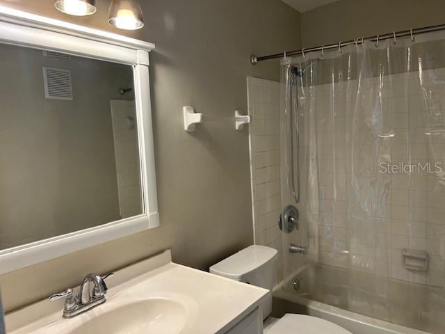 ROYAL MANOR VILLAS - Residential