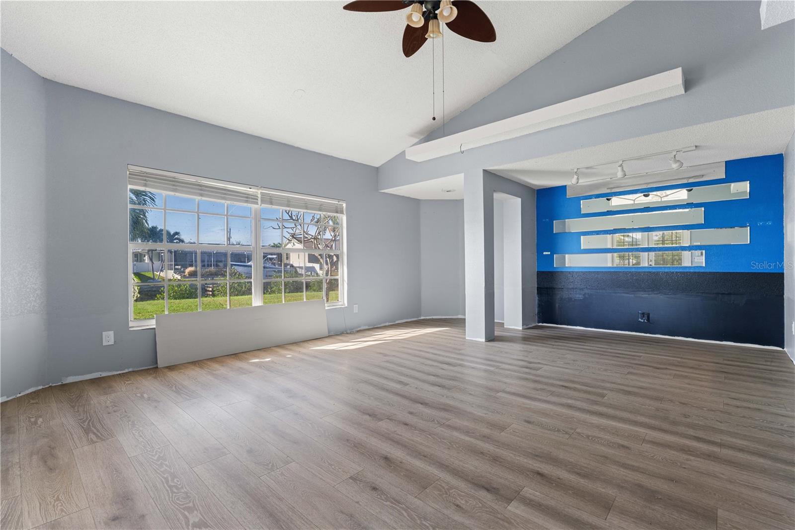 TIERRA CORONADO - Residential