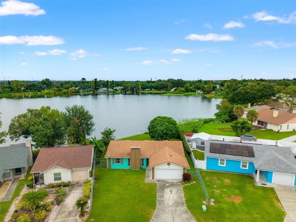Photo of 835 Buttercup Drive, Lakeland, FL 33801 (MLS # TB8432335)