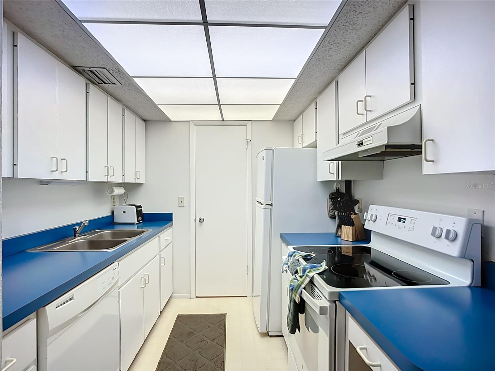 EL CONQUISTADOR VILLAGE 1 SEC 1 - Residential