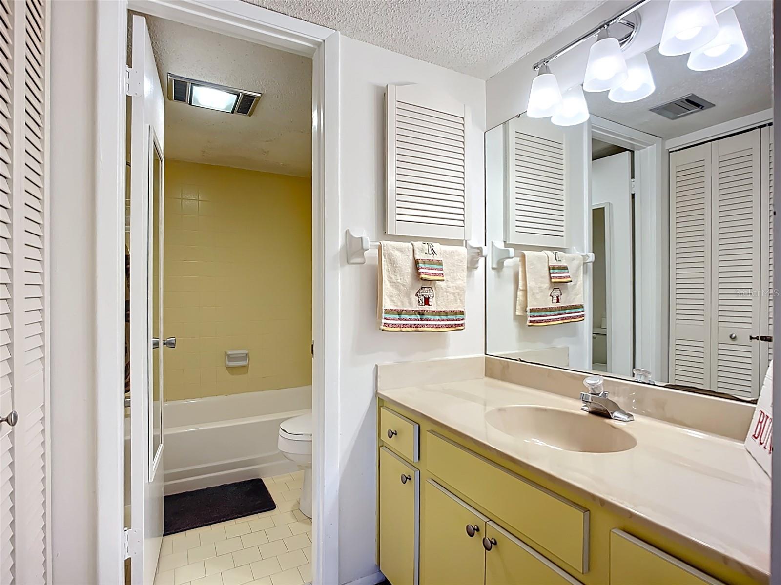 EL CONQUISTADOR VILLAGE 1 SEC 1 - Residential