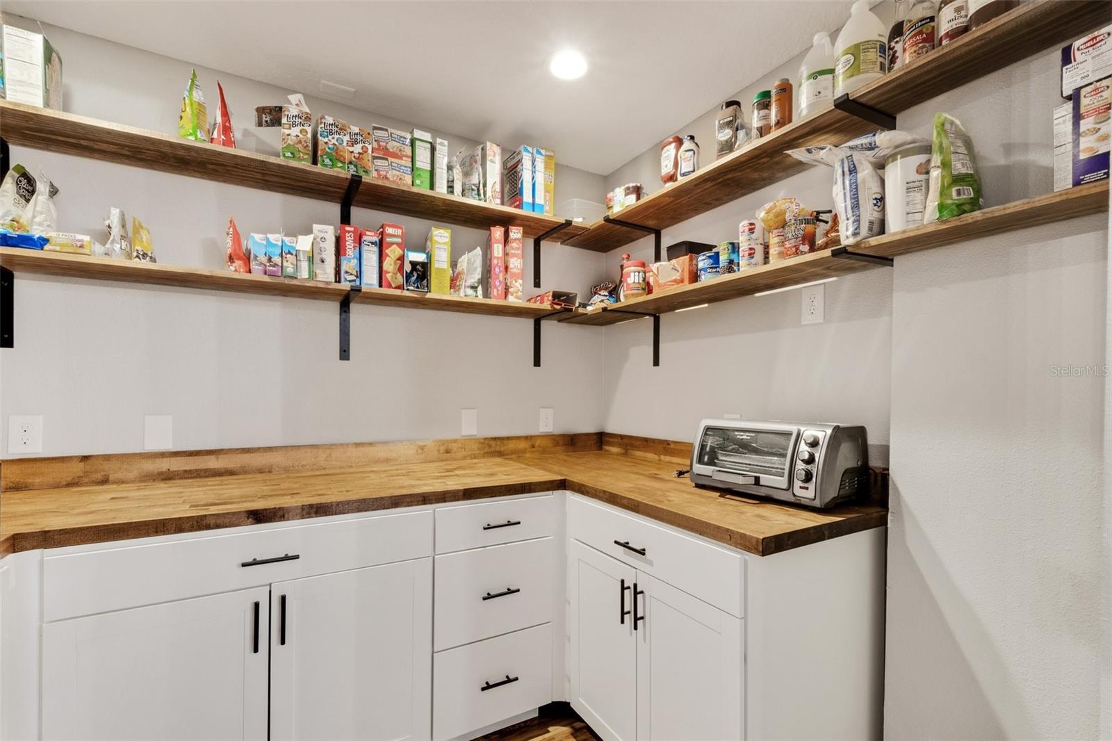 HYLAND FARMS #4 - Residential