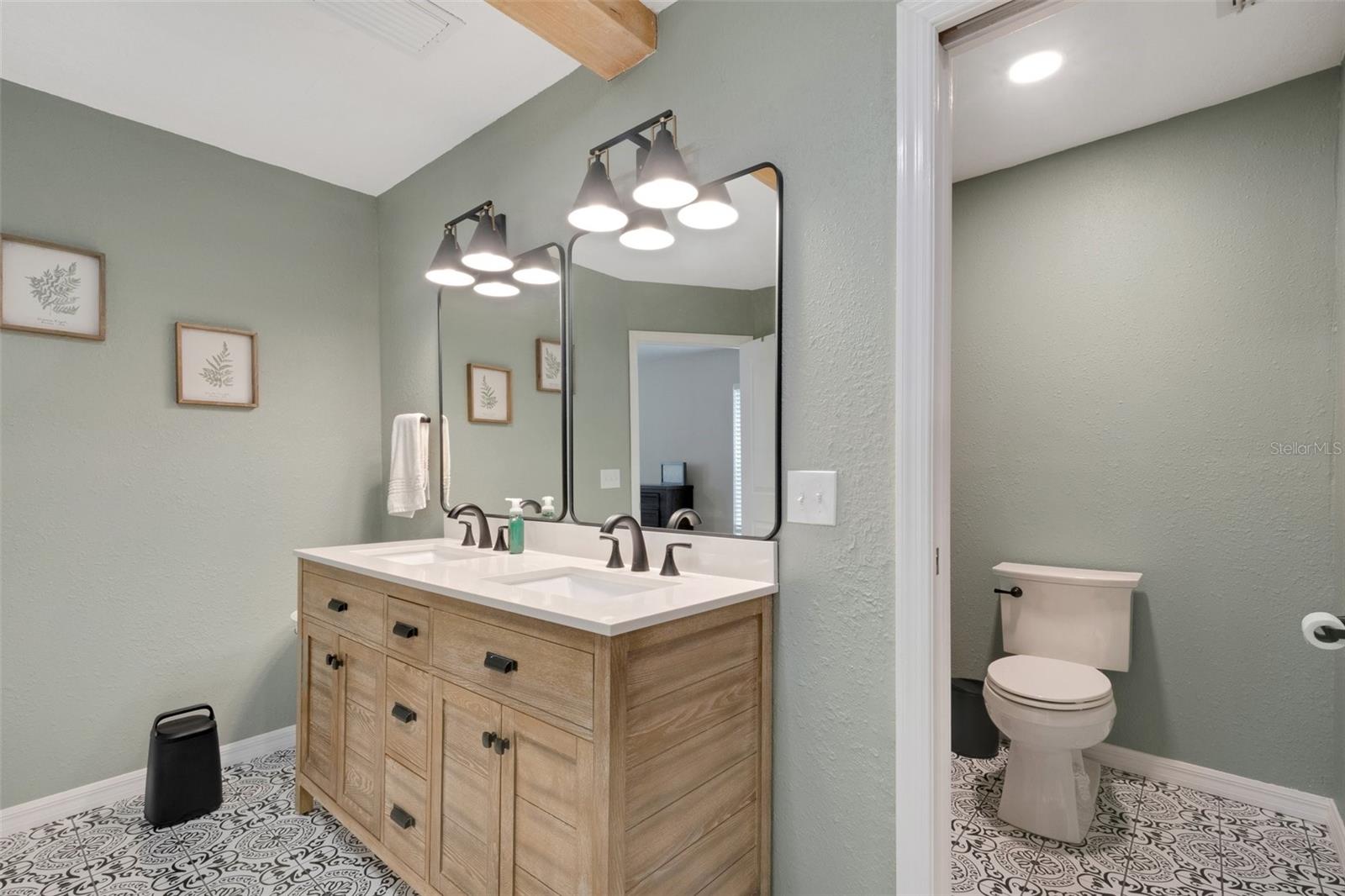 HYLAND FARMS #4 - Residential