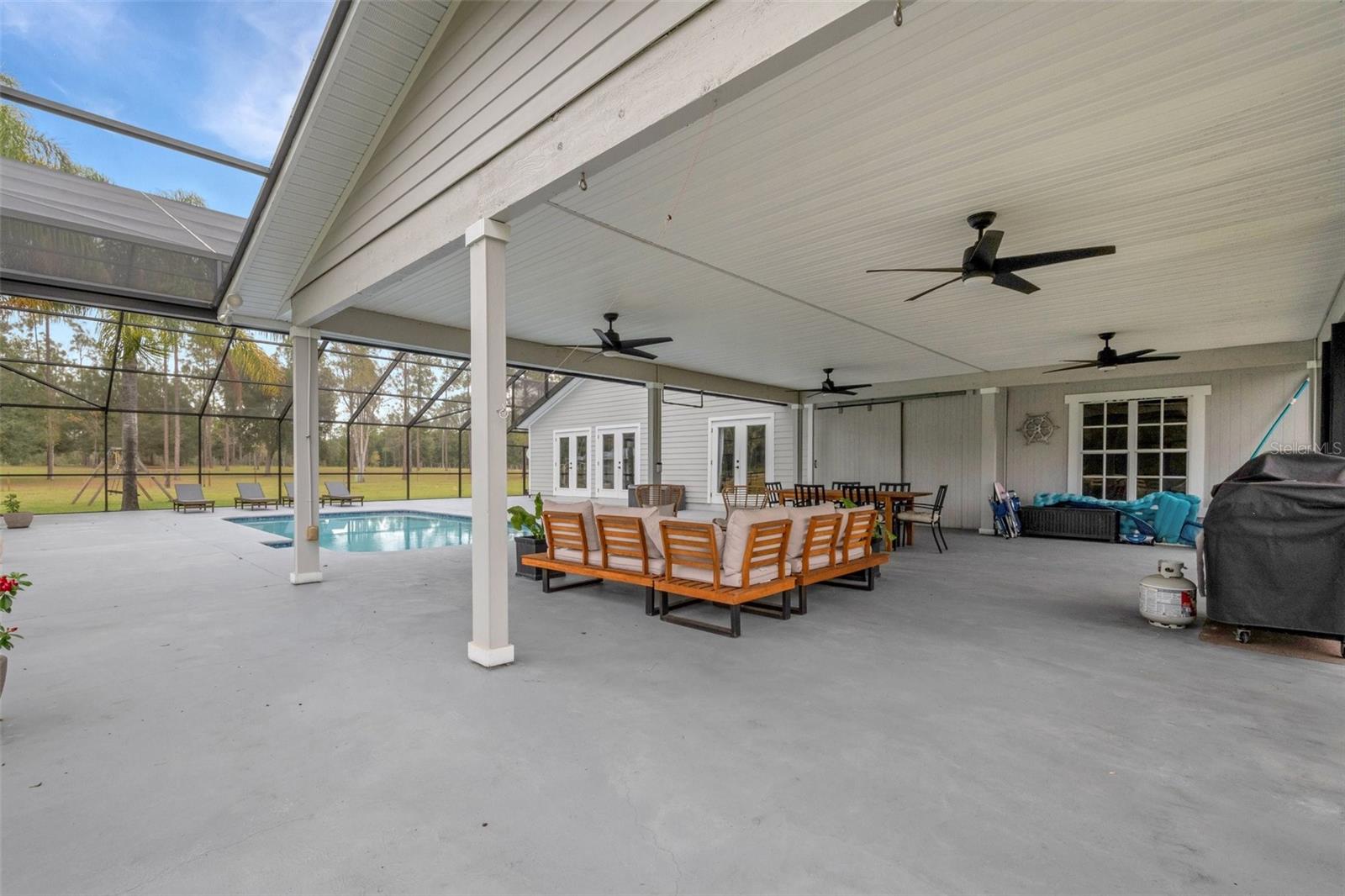 HYLAND FARMS #4 - Residential