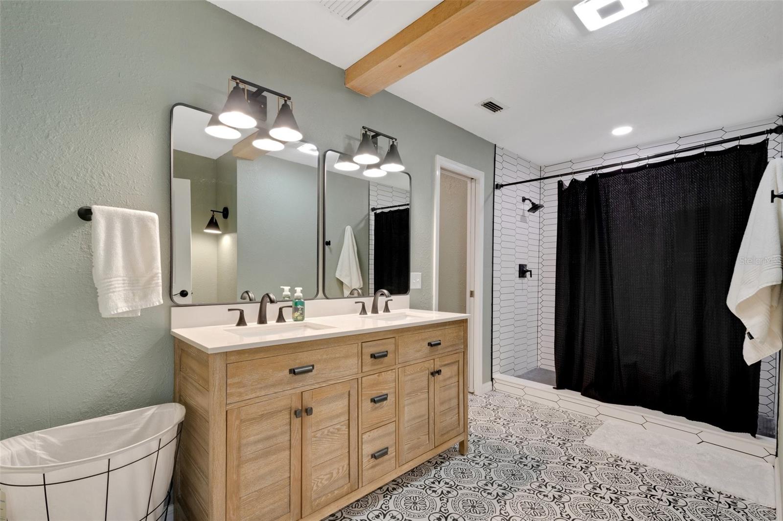 HYLAND FARMS #4 - Residential