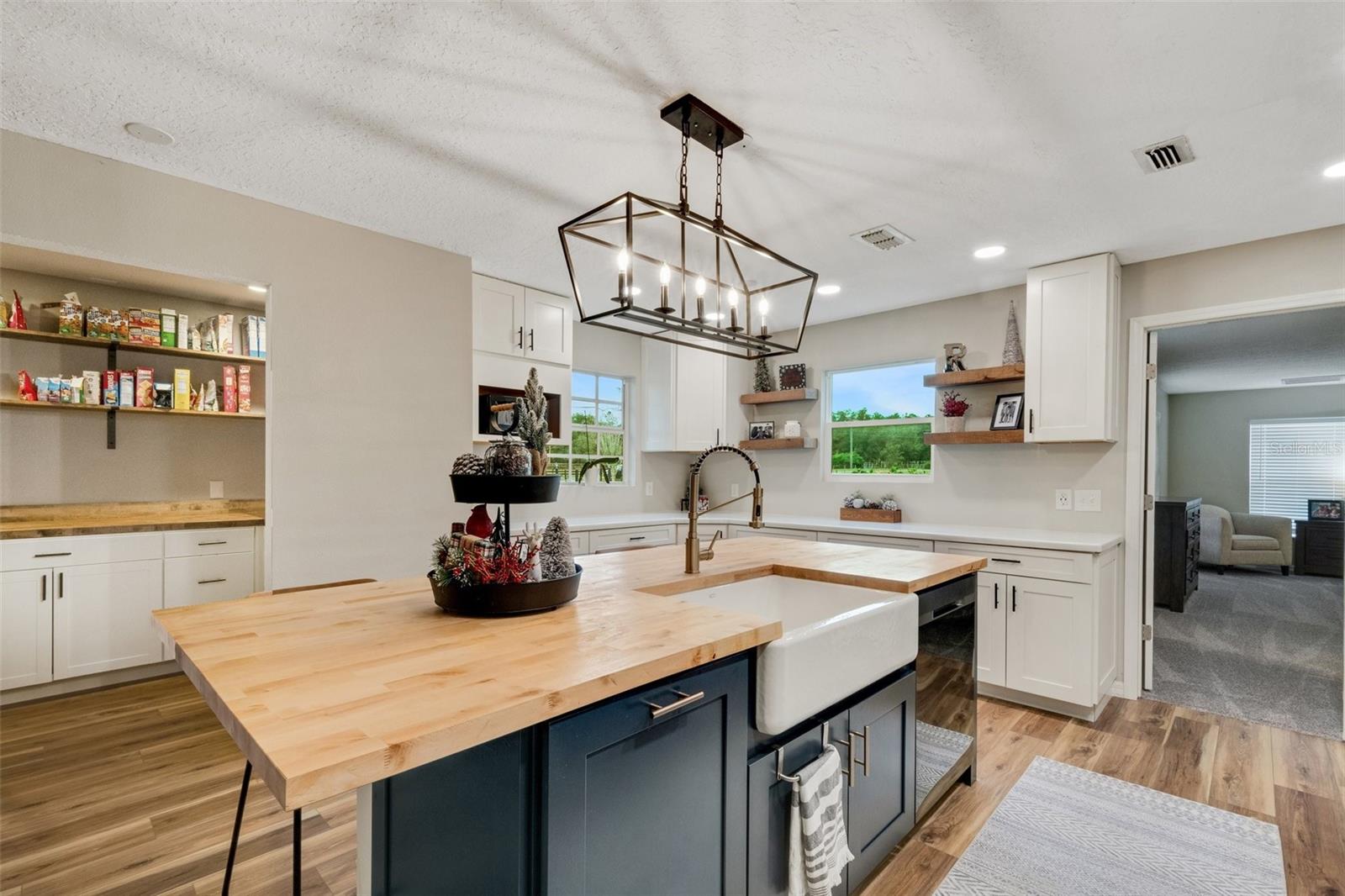 HYLAND FARMS #4 - Residential