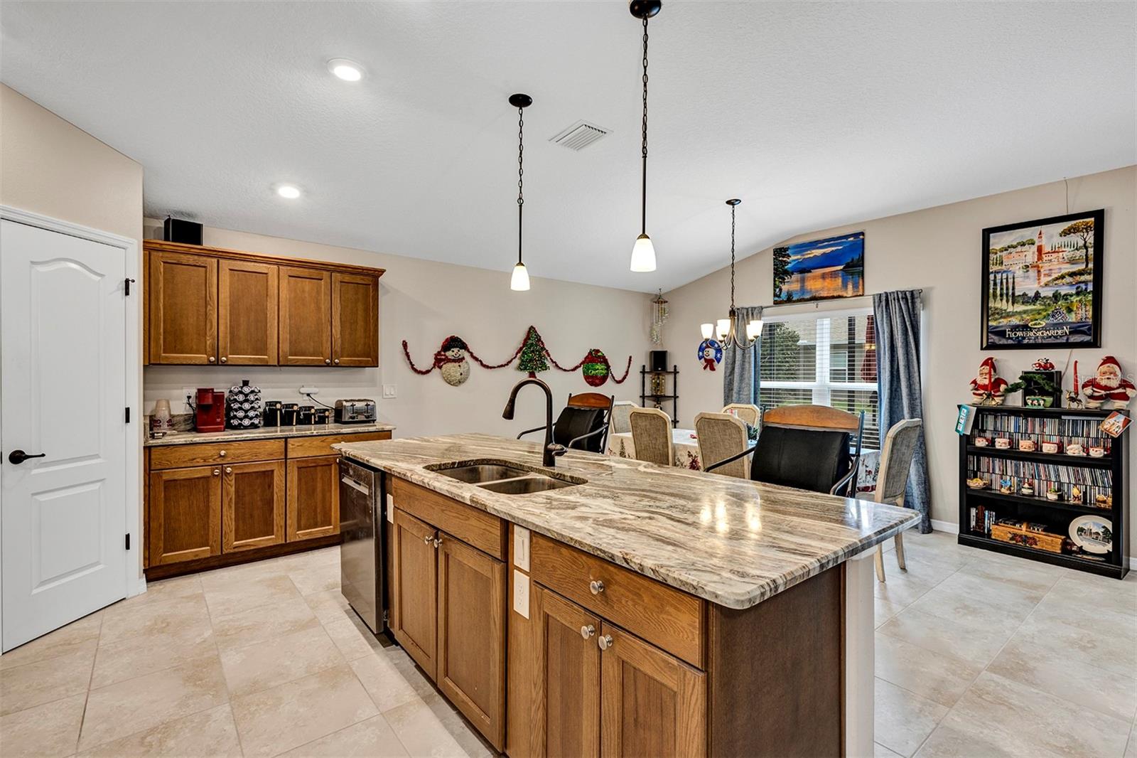 ARLINGTON RIDGE PH 03 - Residential