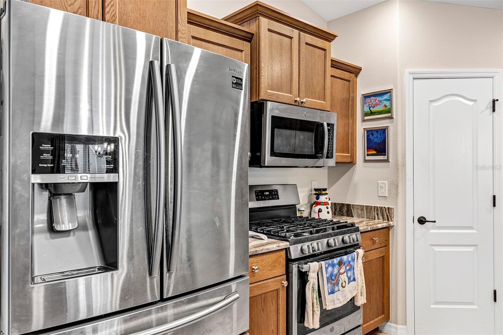 ARLINGTON RIDGE PH 03 - Residential