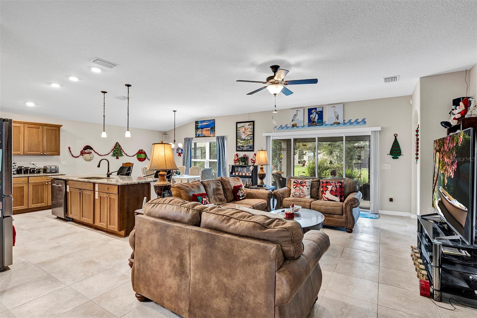 ARLINGTON RIDGE PH 03 - Residential