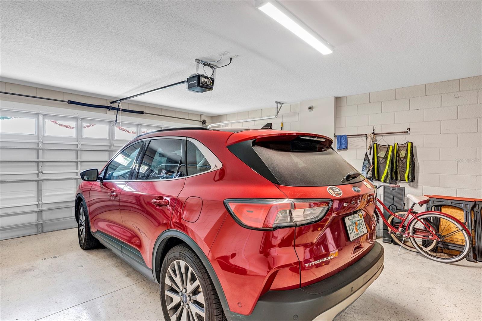 ARLINGTON RIDGE PH 03 - Residential