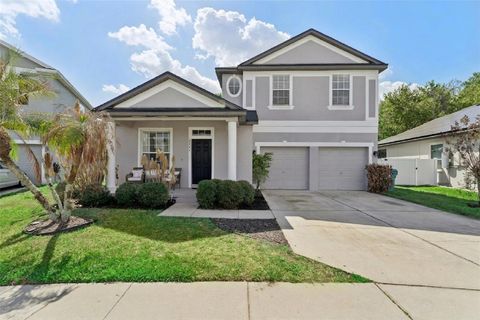 Photo of 10484 Eastpark Lake Drive, Orlando, FL 32832 (MLS # O6391114)