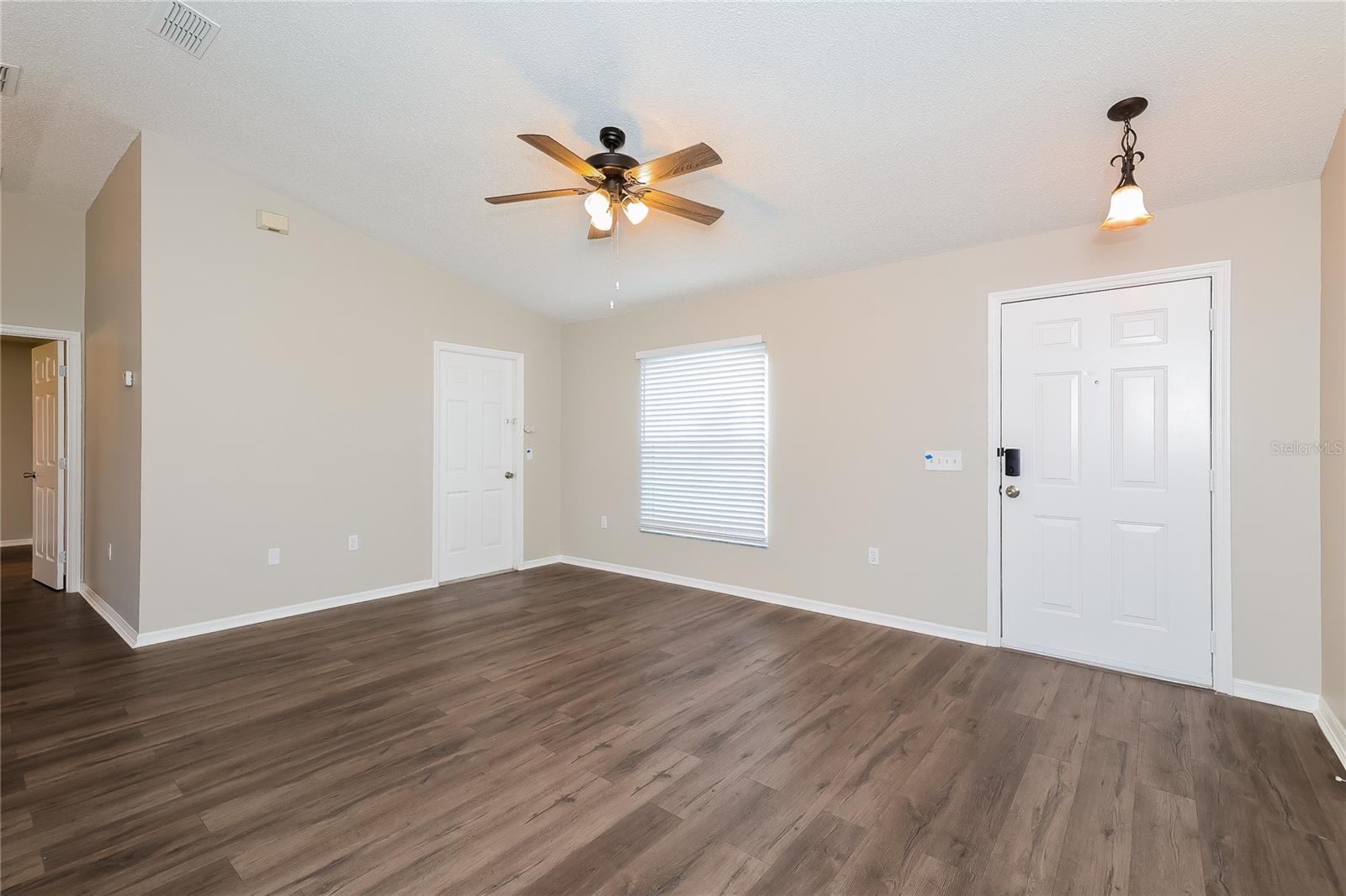 POINCIANA NBRHD 04 VILLAGE 07 - Residential Lease