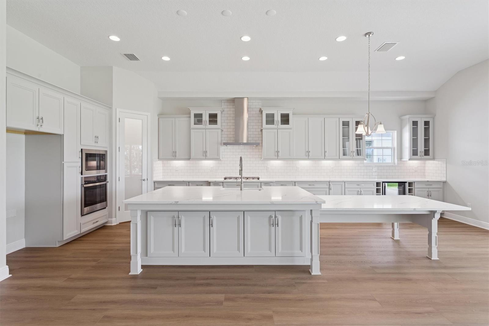 TWO RIVERS - Residential