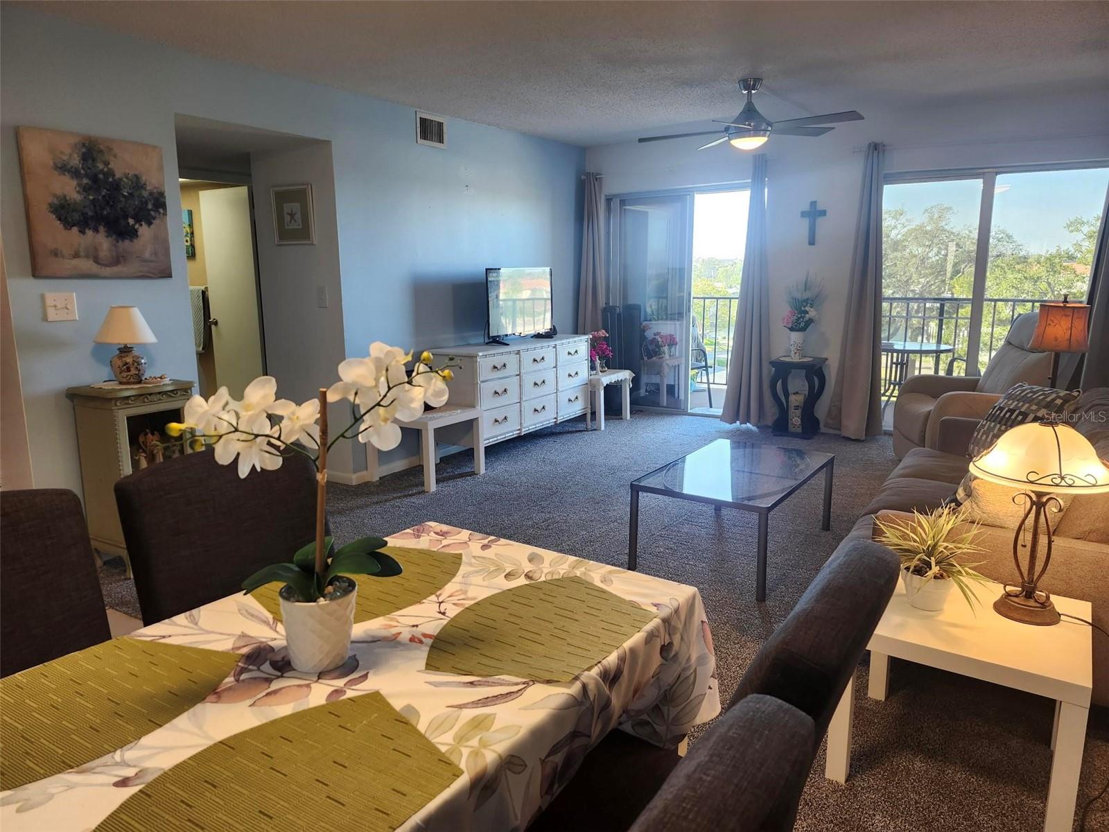 19029 US HIGHWAY 19 N 9-305