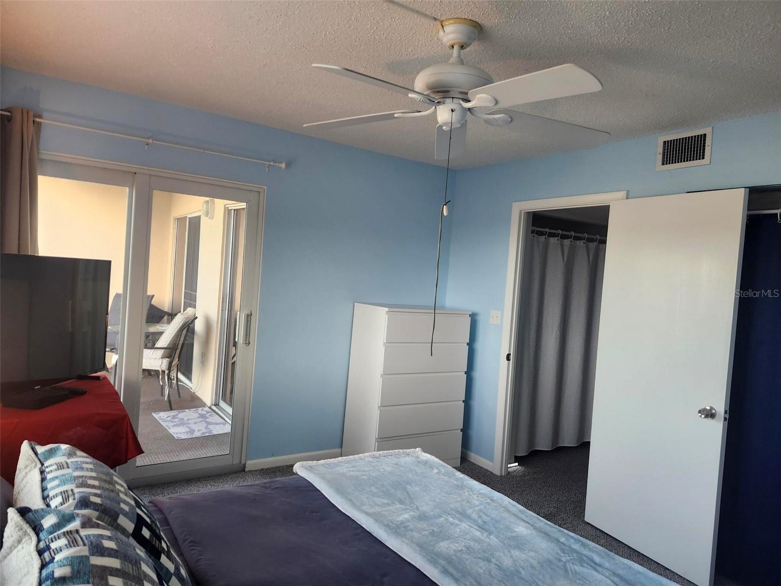 IMPERIAL COVE 9 - Residential