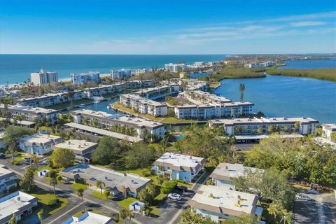 A home in LONGBOAT KEY