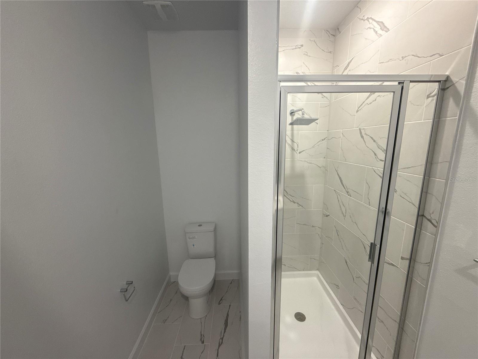 THE AZUR RESORT - Residential Lease