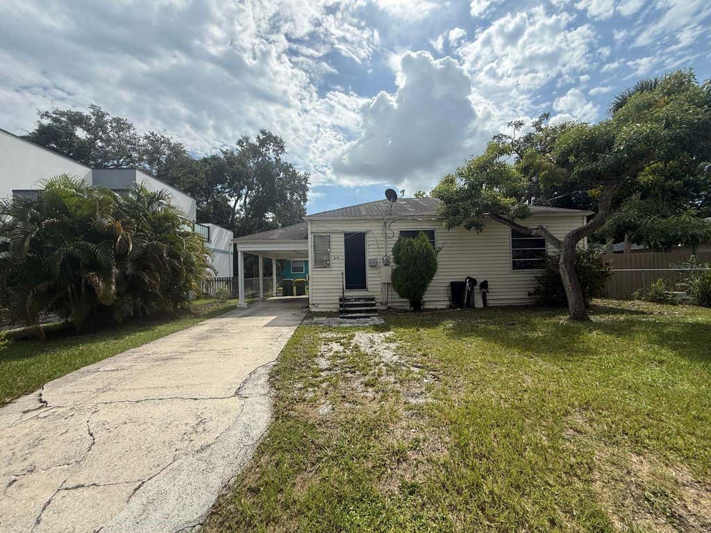 Photo of 614 N Osprey Avenue, Sarasota, FL 34236 (MLS # A4703543)