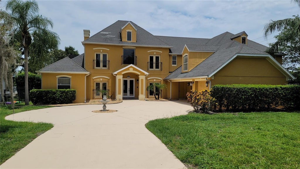 Photo of 13503 Lake Cawood Drive, Windermere, FL 34786 (MLS # TB8542423)