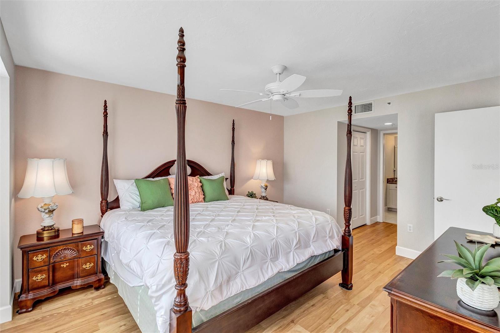 TARA GOLF AND COUNTRY CLUB - Residential