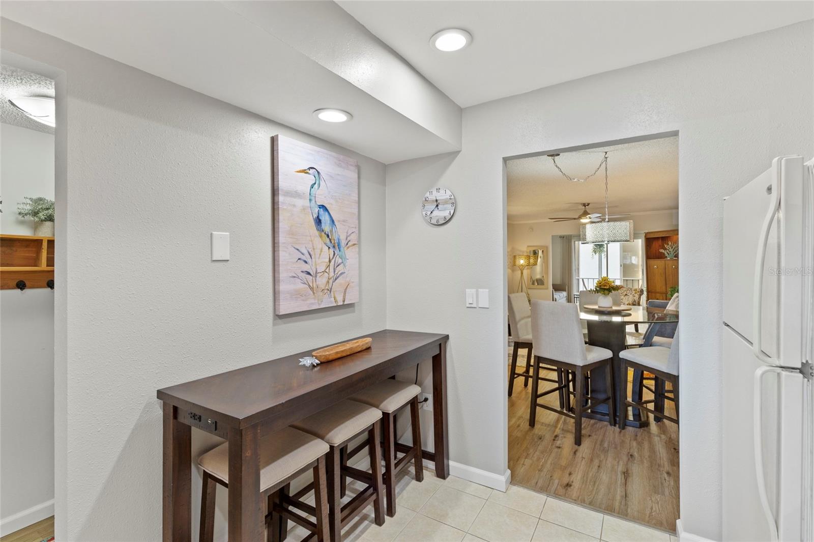 BAYSHORE ON THE LAKE APTS SEC 3 - Residential