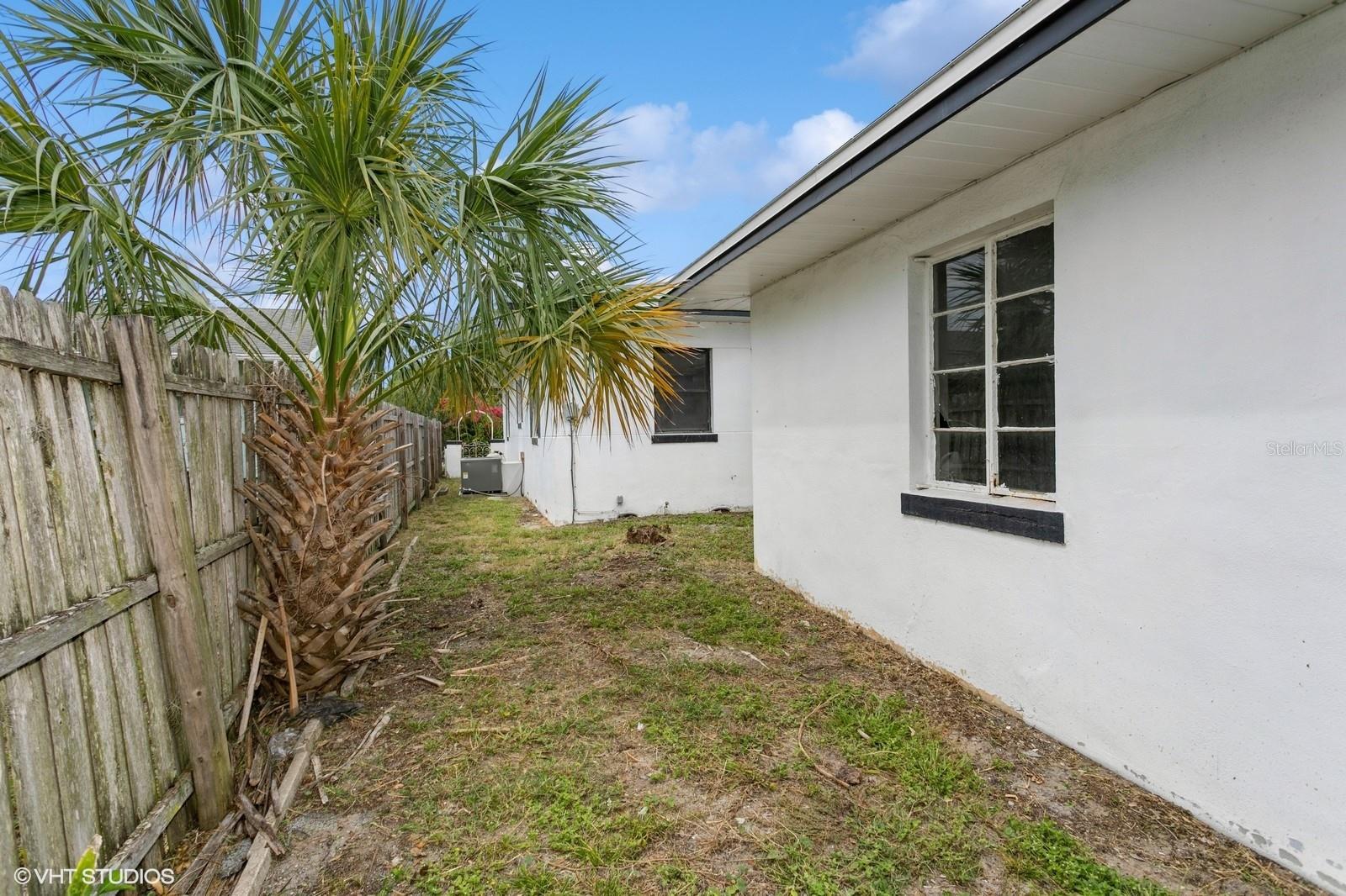 LAKE VIEW & DISSTON BUS SEC - Residential