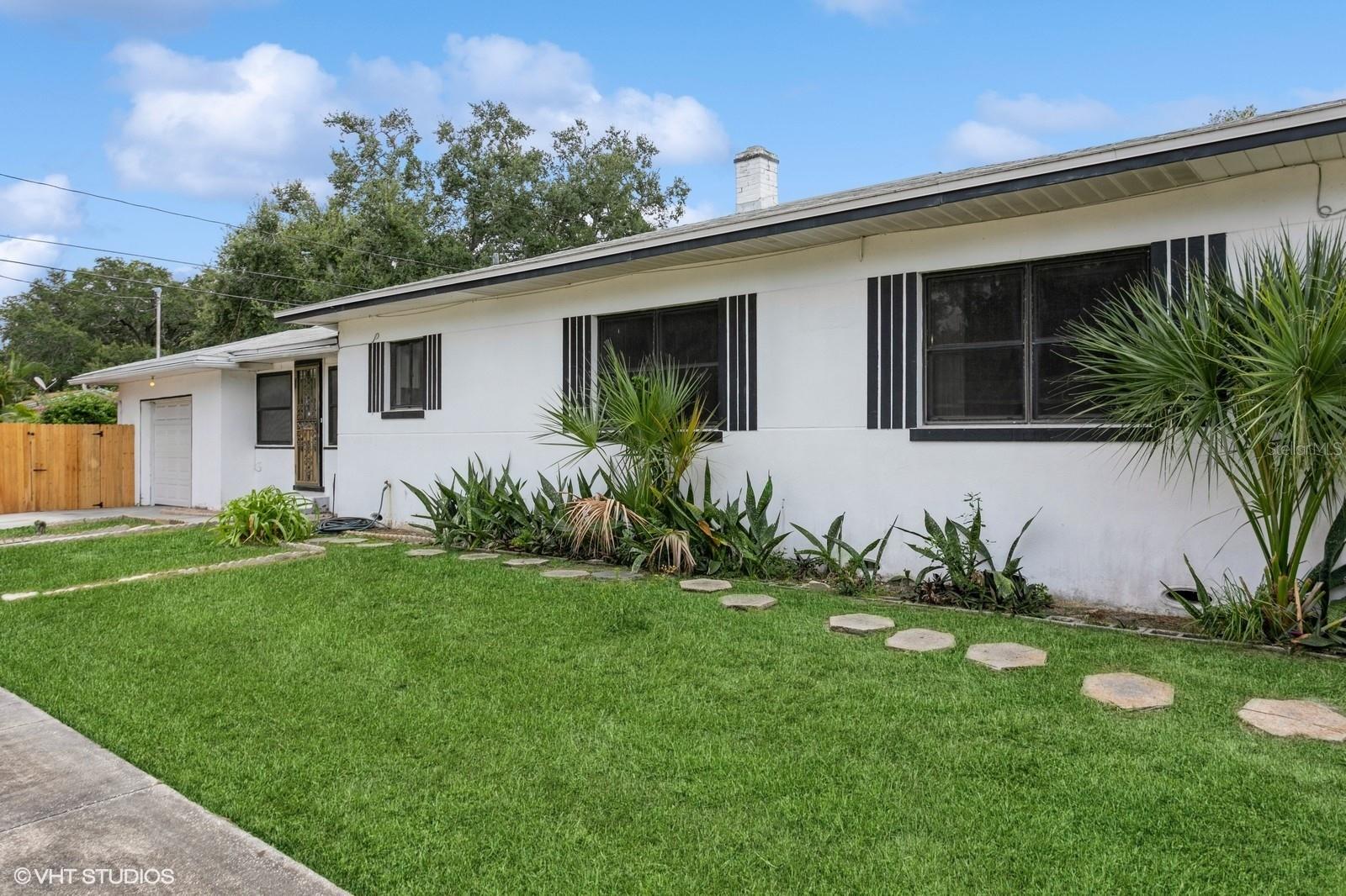 LAKE VIEW & DISSTON BUS SEC - Residential