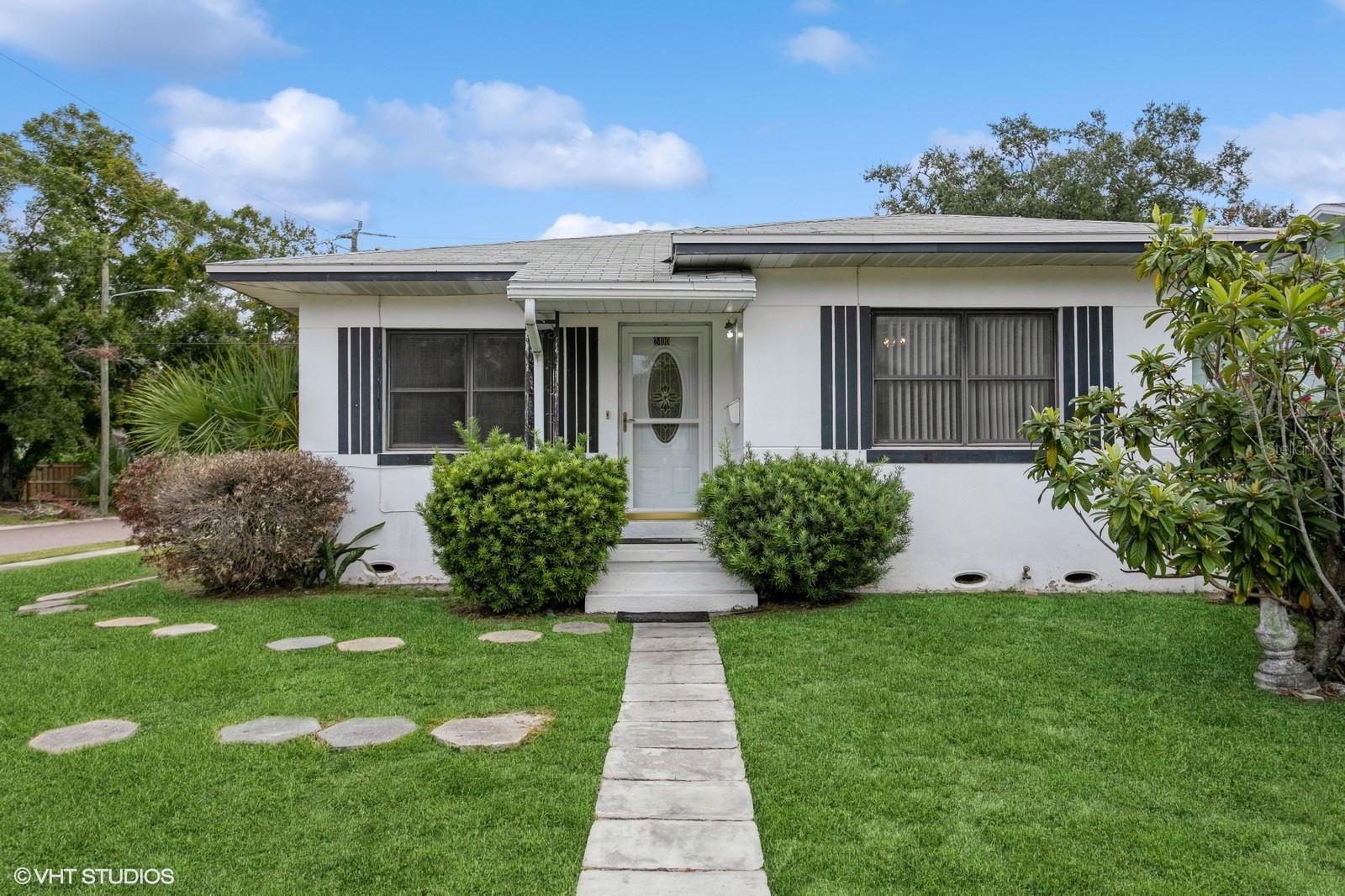 LAKE VIEW & DISSTON BUS SEC - Residential