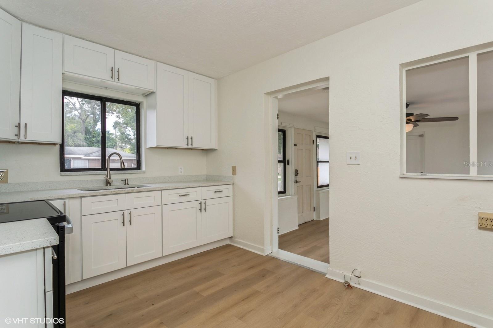 LAKE VIEW & DISSTON BUS SEC - Residential